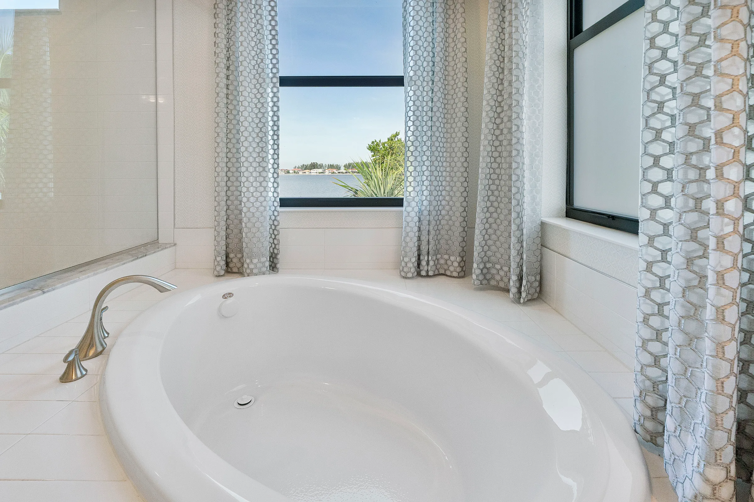 Empty home — 8685 Parkland Bay Dr